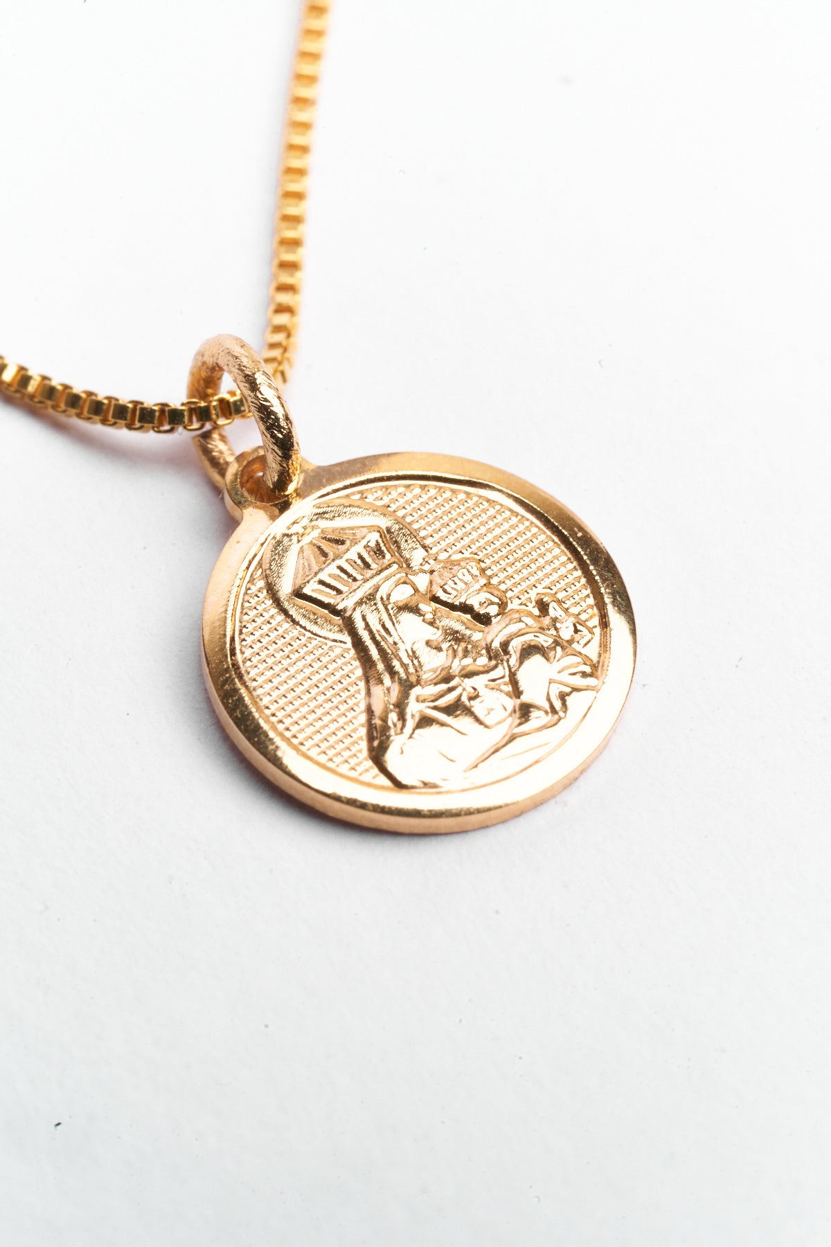 Collar oro escapulario